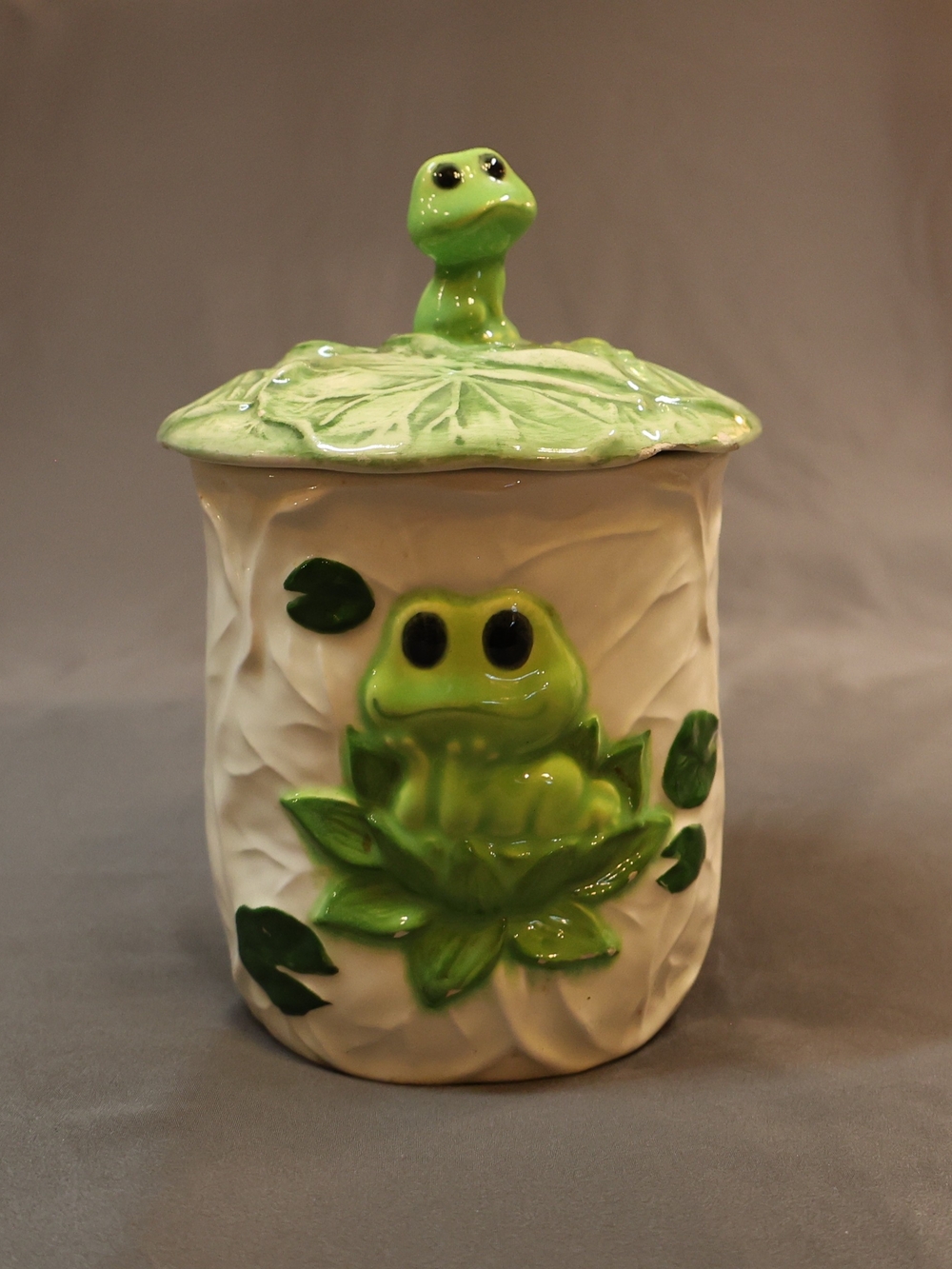 Green Frog Ceramic Canister with Leaf Lid
